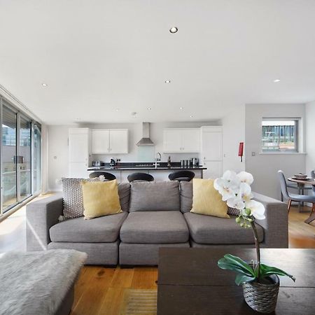 2 Bed Executive Penthouse Near Liverpool Street Free Wifi By City Stay Aparts London Exteriör bild