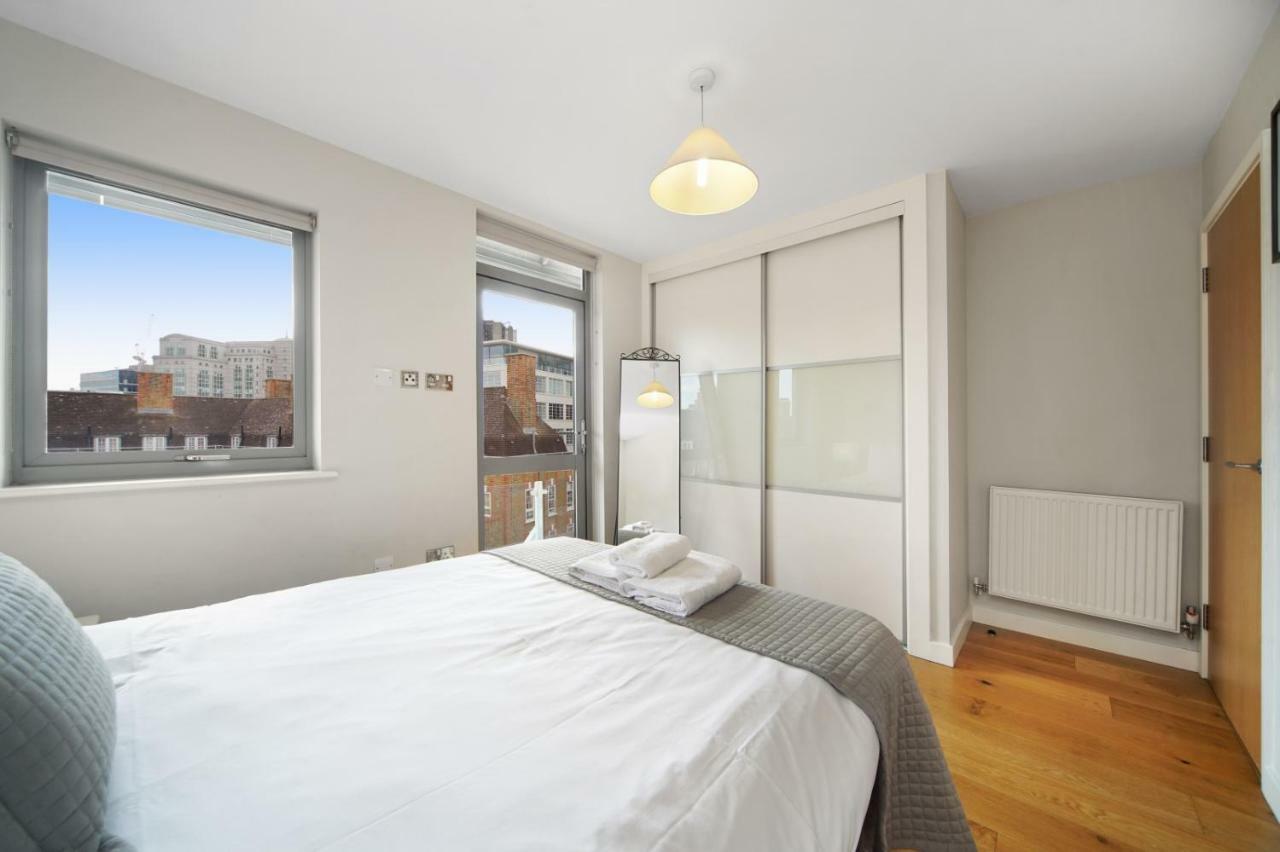 2 Bed Executive Penthouse Near Liverpool Street Free Wifi By City Stay Aparts London Exteriör bild